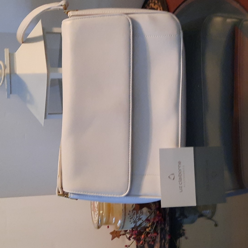 Liz Claiborne, White handbag over the shoulder. Plaid interior lining.